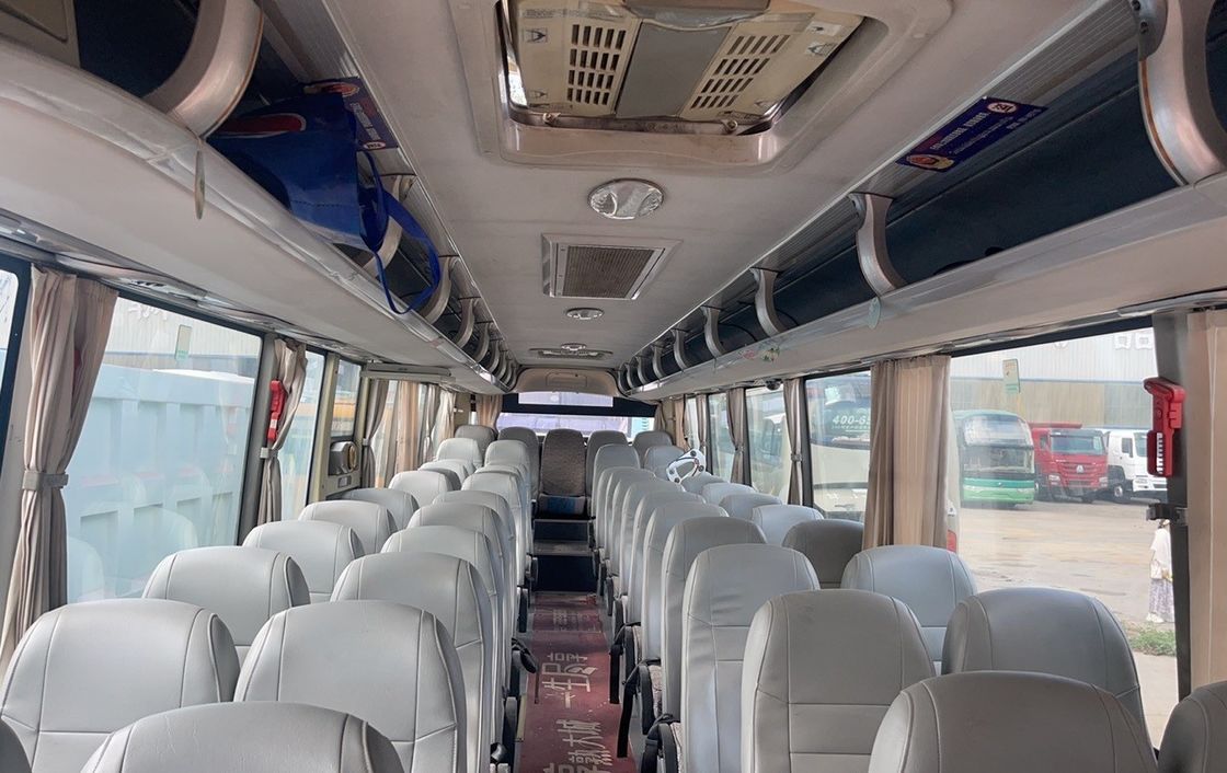 Autobus di seconda mano da 45 a 65 posti con cilindrata del motore da 4 a 6 litri e tipo di carburante diesel