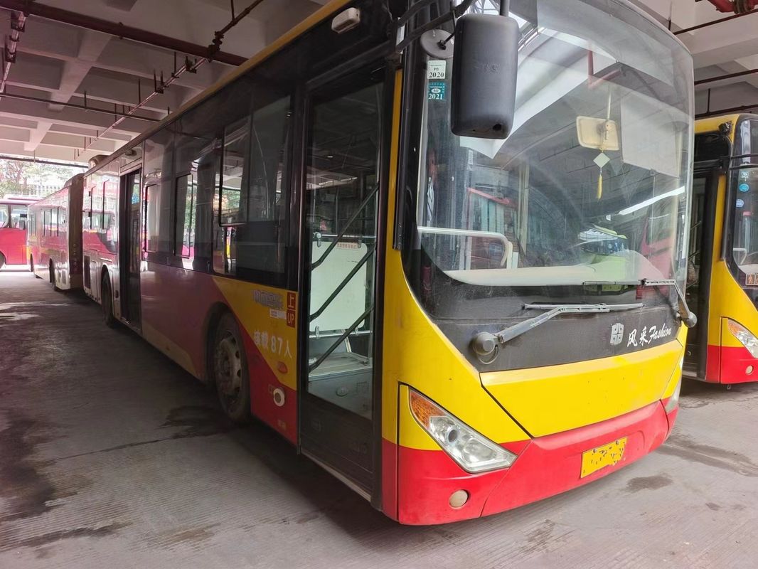 Autobus a GNC di seconda mano 12m 87 posti passeggeri con condizionatore non indipendente