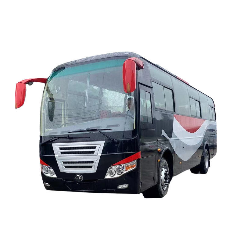 53 posti Autobus usato in buone condizioni Velocità massima 100 km/h 6 Numero pneumatico