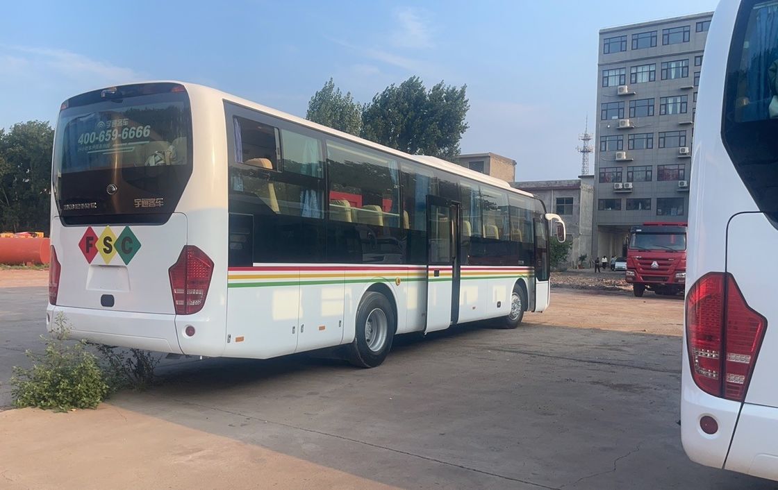 65 posti Autobus di lusso tour Autobus passeggeri Diesel Tipo di carburante Velocità massima 100 km/h