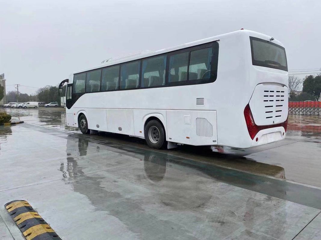 Autobus di lusso di 12 metri e 50 posti con motore 4GR e velocità massima di 200 km/h