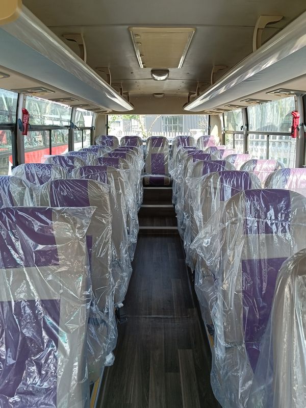 Autobus di lusso 35-40 posti Tipo di carburante diesel adatto a LHD o RHD