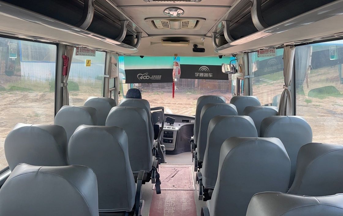 Autobus manuali usati a prezzi accessibili con motore YC4E150-20 e larghezza complessiva di 2430 mm