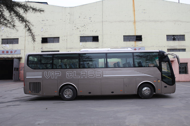 Autobus usati LHD da 45-50 posti a prezzi accessibili con cambio S6-100 e lunghezza 10490 mm