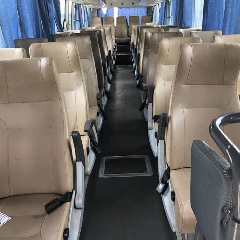 50 posti comodi Autobus Max velocità 100 Km/h A prezzi accessibili e alta capacità