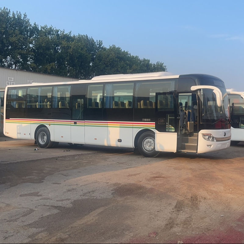 Autobus LHD 54 posti di seconda mano con trasmissione manuale