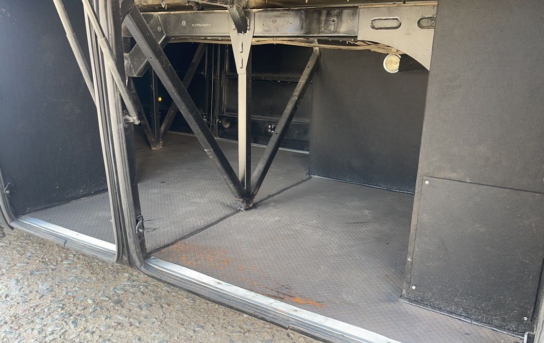 Autobus manuali da 65 passeggeri con tipo di carburante diesel e altezza complessiva di 3290 mm