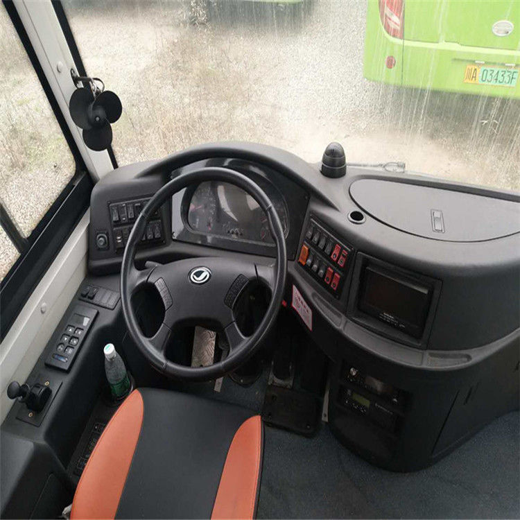 16500 kg G.V.W. Motore Yuchai Diesel 45 posti Autobus usato a GNC con bagno