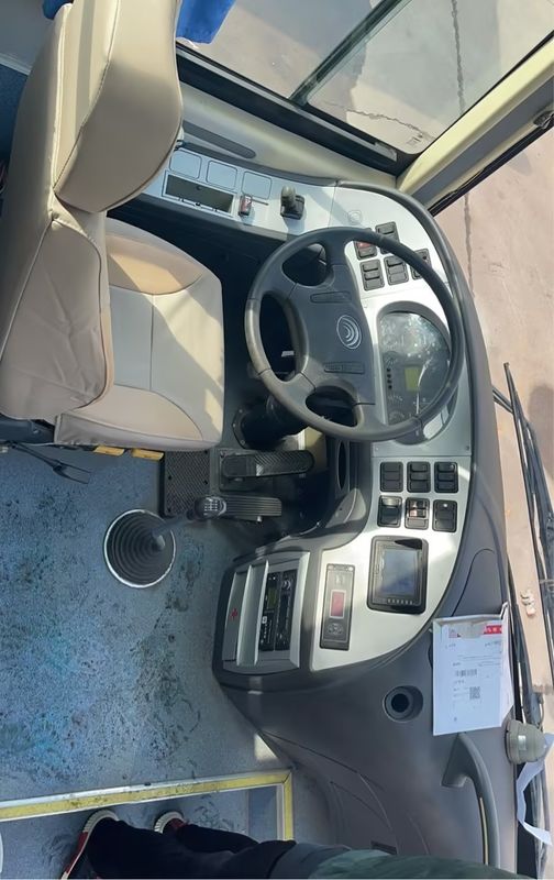 Autobus turistico di lusso da 30-40 posti Autobus usato con motore da 9,726 litri