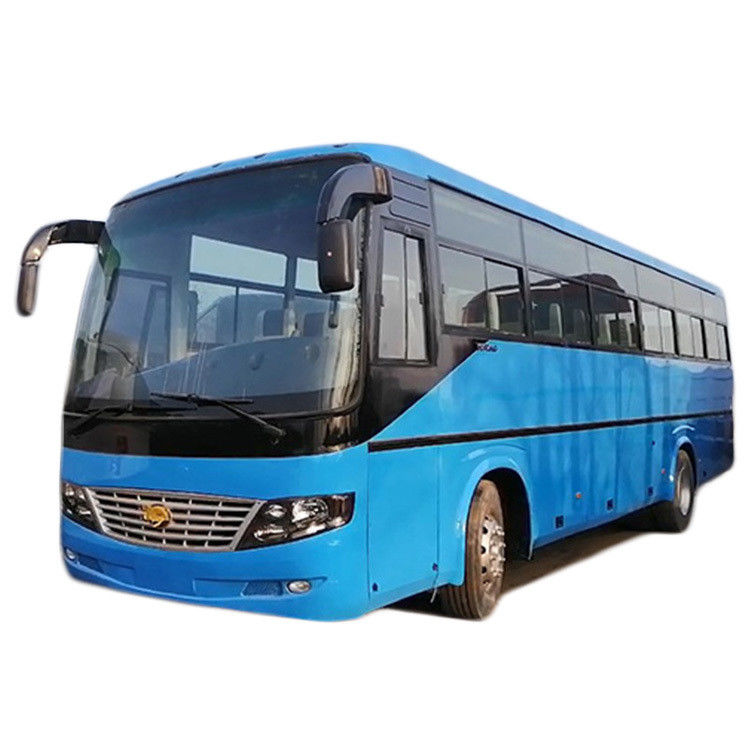 Autobus da 35 posti con trasmissione manuale e interni di lusso in buone condizioni