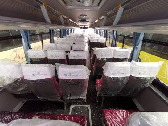 Autobus con trasmissione manuale FAST con pneumatico senza tubi 315/80R22.5 e interni di lusso