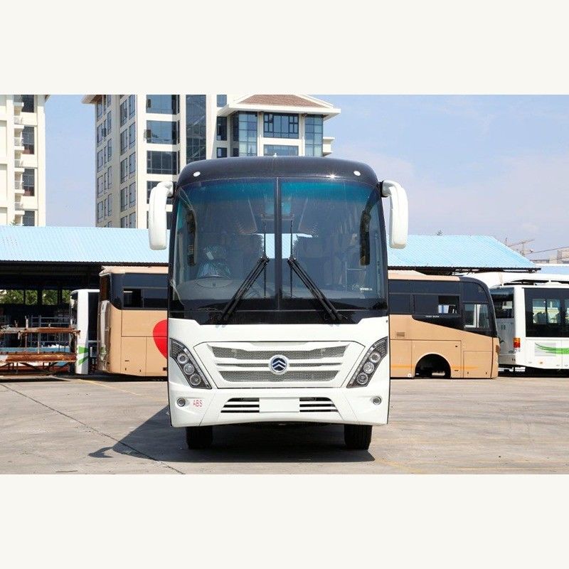 Autobus usati rinnovati da 57 posti a sedere con una capacità del motore di 6 litri e un peso totale pari a 15000 kg