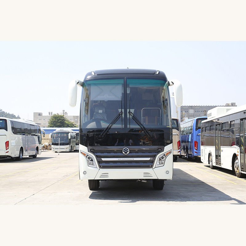 Autobus usati rinnovati da 57 posti a sedere con una capacità del motore di 6 litri e un peso totale pari a 15000 kg