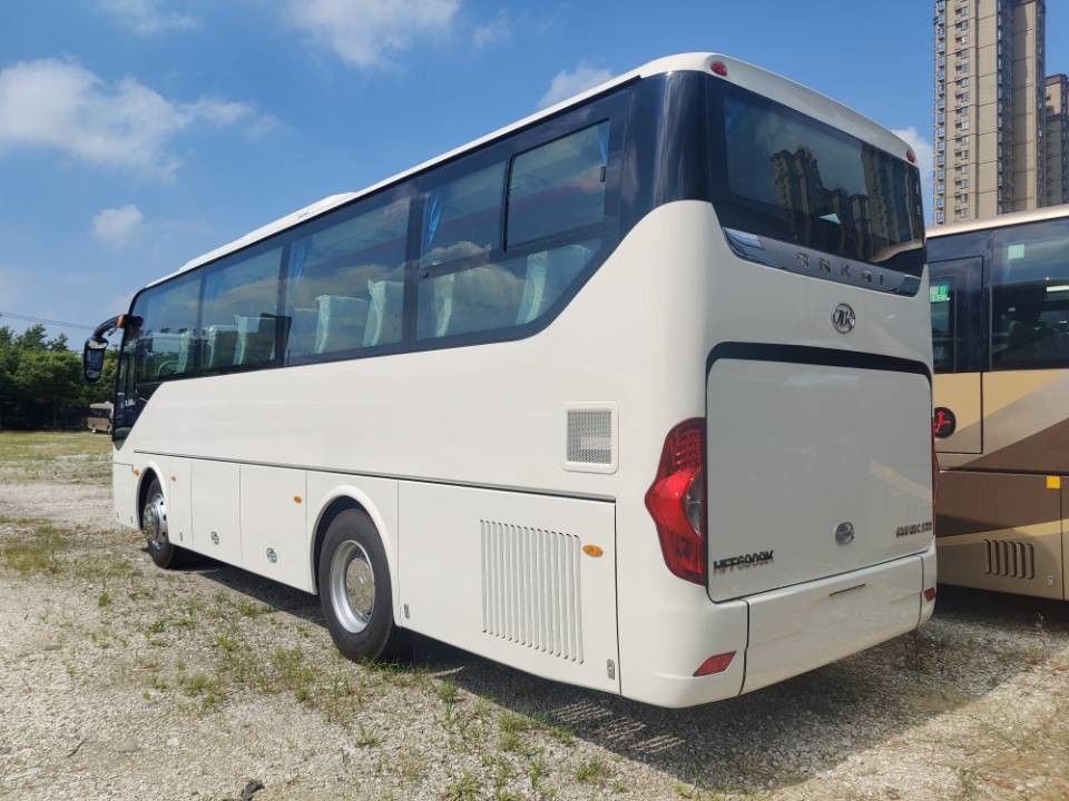 5.5T asse anteriore Diesel Usato 50 posti Autobus di lusso Passageri Autobus di lusso Usato