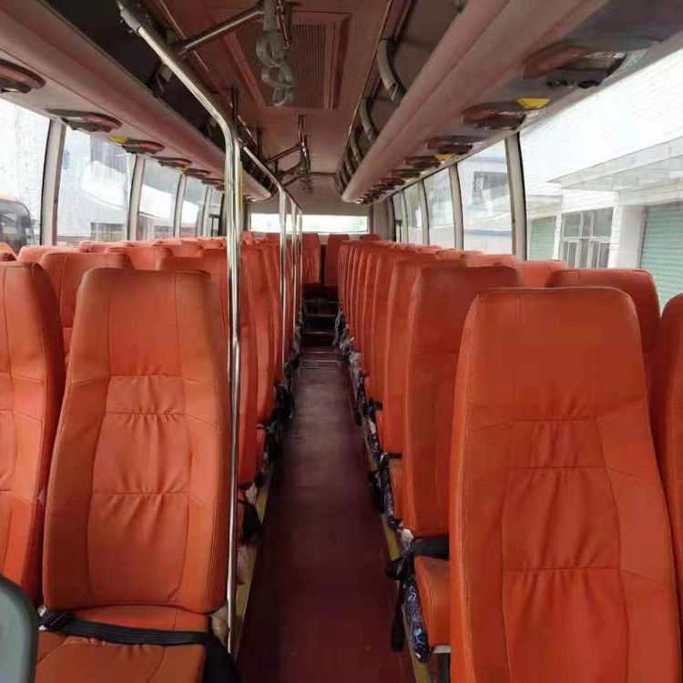 2015 Wuzhoulong RHD Used Coach Bus per autobus turistici di lusso A prezzi accessibili e competitivi