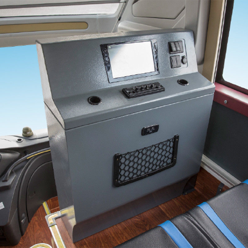 Prime 55 posti autocarro autobus usato Autobus ruota base 6100mm Capacità del motore 8L Tour di lusso