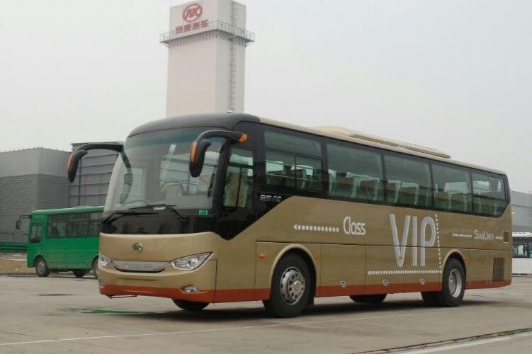 Progettazione di un pullman di lusso da 12 metri con motore Yuchai e 65 posti a sedere e 67 posti a sedere