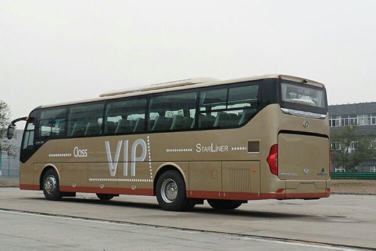 Progettazione di un pullman di lusso da 12 metri con motore Yuchai e 65 posti a sedere e 67 posti a sedere