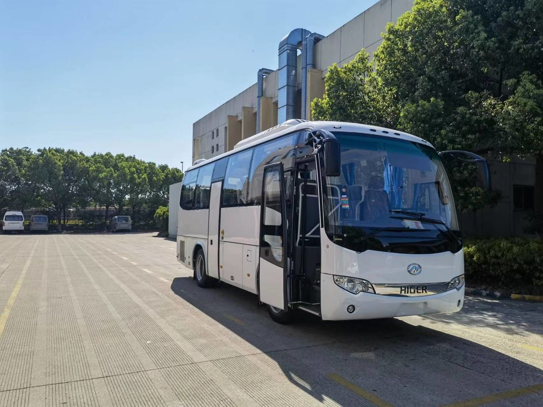 Requisito del cliente 2022 Autobus di lusso con trasmissione manuale con 32 posti e tavoli