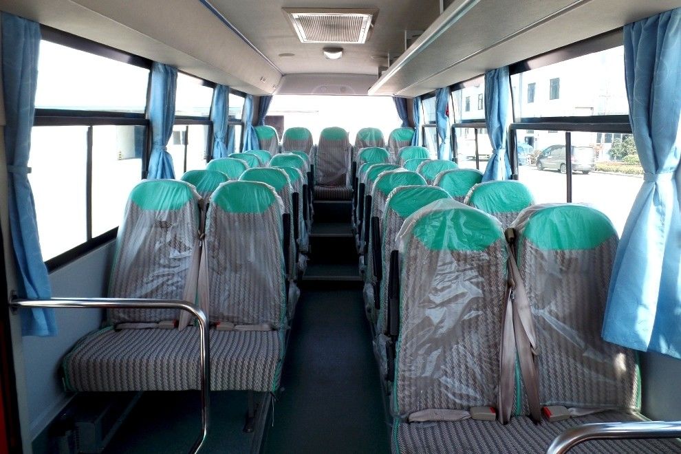 Autobus turistico di lusso da 25 a 30 posti con trasmissione manuale e diesel
