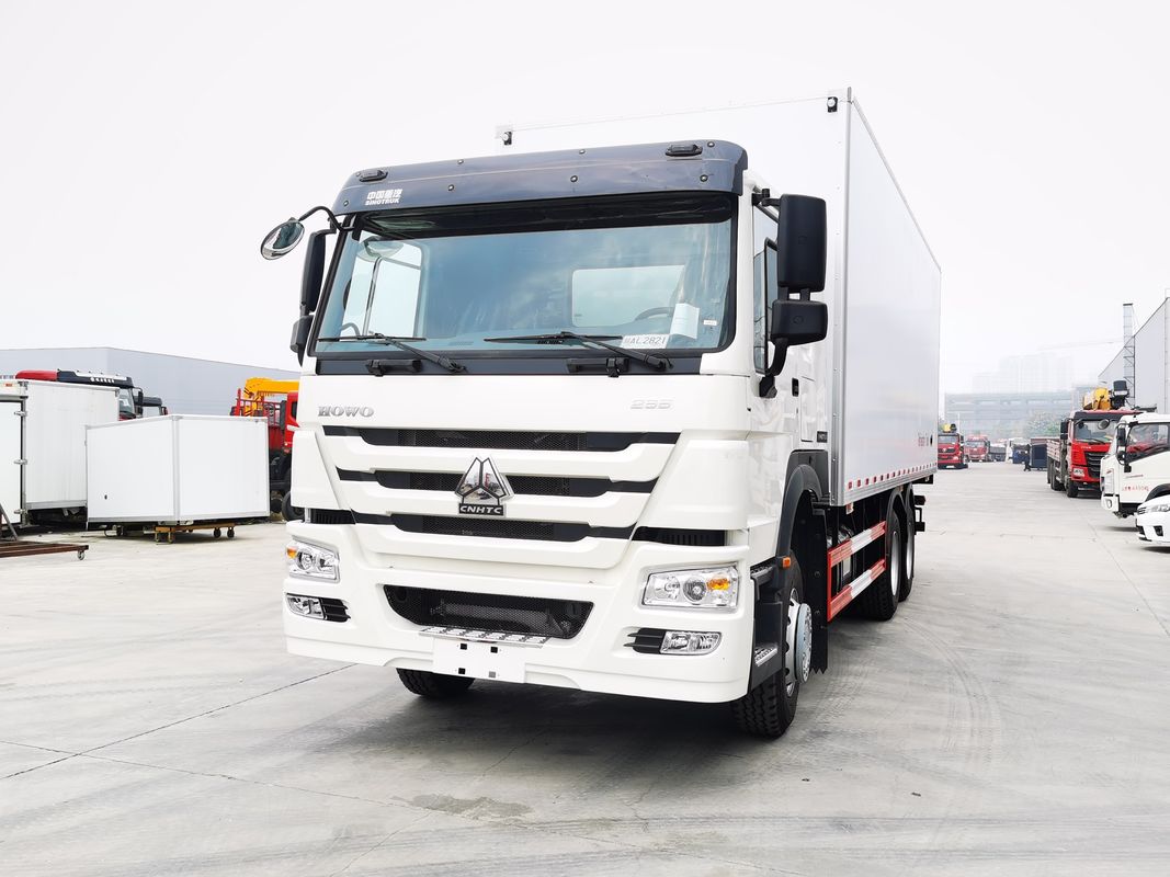 Intervallo di temperatura da meno 18 a 20 gradi Centigradi Sinotruk HOWO furgone frigorifero 6x4