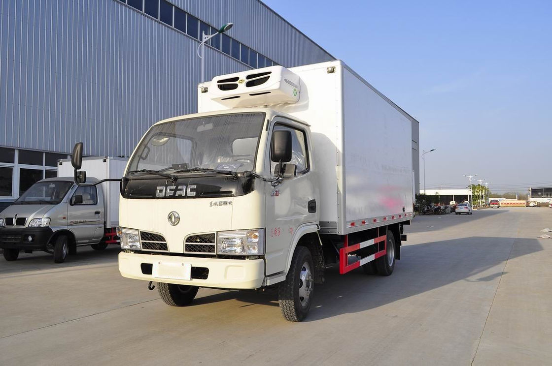 Peso totale del veicolo 5-10T ISO CCC Certificato Design Dongfeng Frigo Van Truck