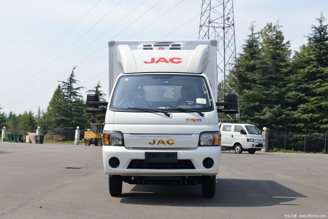 Camionetto refrigerato JAC da 130 CV per il trasporto 4x2 GVW≤5T