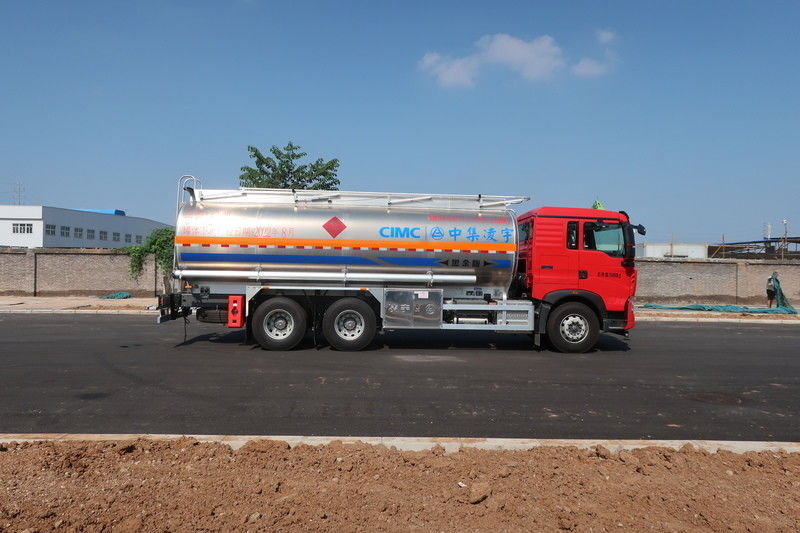 CIMC LINYU 6*4 24m3 Camione cisterna in lega di alluminio per il trasporto di combustibile liquido infiammabile
