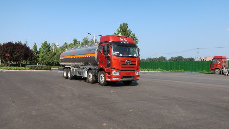 CIMC LINYU FAW 8*4 31 Cubo Leggio di alluminio Diesel Camion cisterna Camion di trasporto di benzina