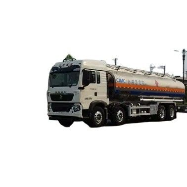 CIMC LINYU 8*4 30m3 SINO Lega di alluminio Diesel Camion-cisterna per il trasporto di combustibile liquido