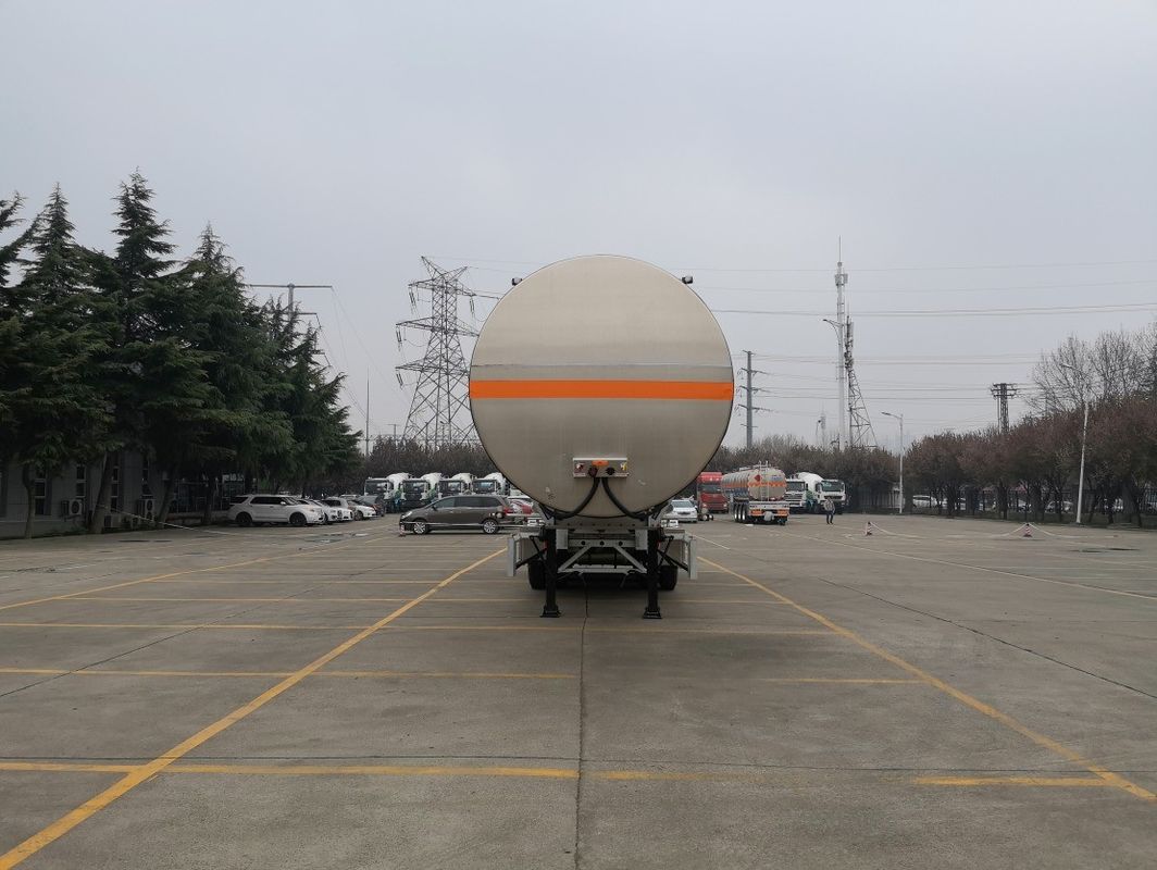32100/31800 KG Massa di carico nominale CIMC LINYU 8*4 Leggio di alluminio