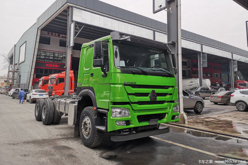 Sedile normale del conducente Sinotruk Howo 371 CV Euro 2 manuale 6X4 motore diesel testa del camion