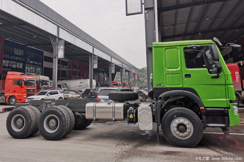 Sedile normale del conducente Sinotruk Howo 371 CV Euro 2 manuale 6X4 motore diesel testa del camion