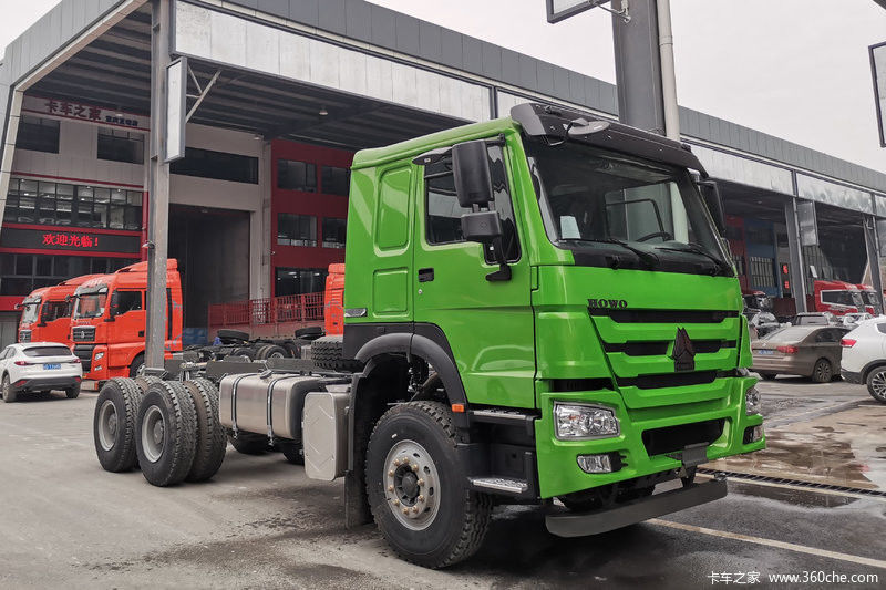 Sedile normale del conducente Sinotruk Howo 371 CV Euro 2 manuale 6X4 motore diesel testa del camion