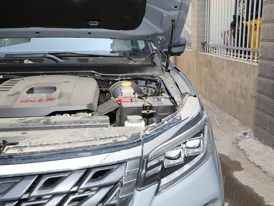 Popolare Dongfeng Rich 7 4*2 LHD Gasoline Automatic Pickup Truck Con Max.velocità Km/h 170