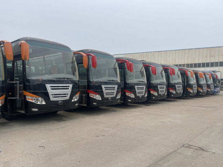 Autobus diesel da 12 m con dimensioni totali di 12450*2550*3790 mm e pneumatici 295/80R22.5-18PR